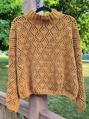 POL Oversized Cropped Chenille Crochet Mock Neck Sweater Mustard Gold Womens M